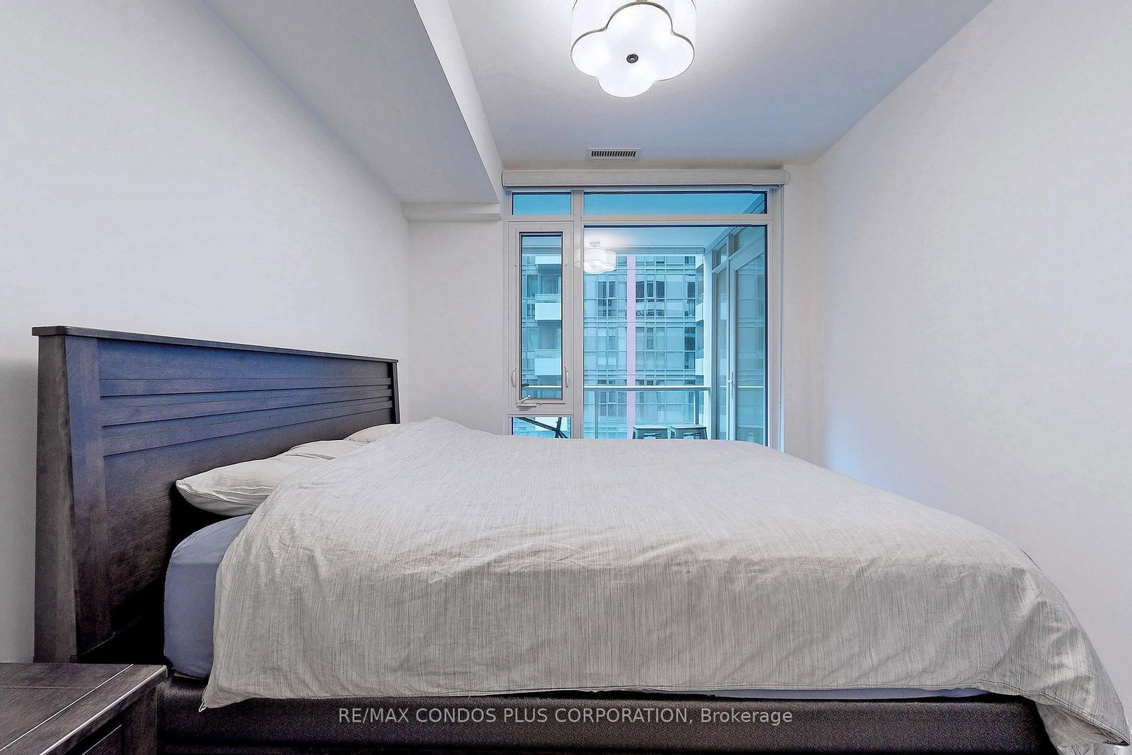 576 Front Street W, Unit 425 - Photo 20