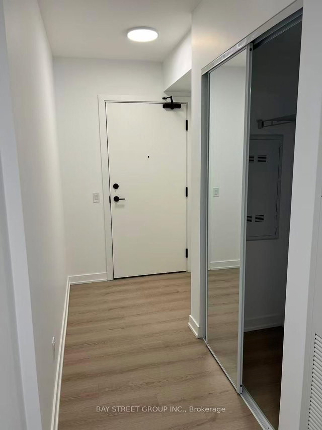 100 QUEEN STREET EAST Street