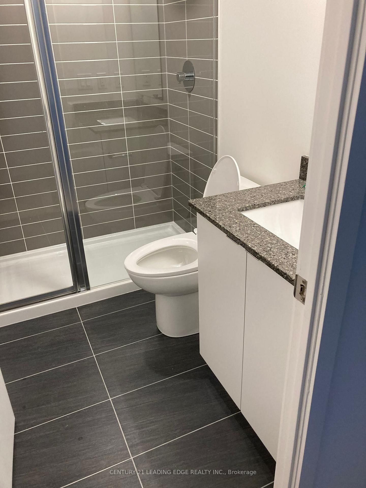 500 Wilson Avenue, Unit 521 - Photo 4