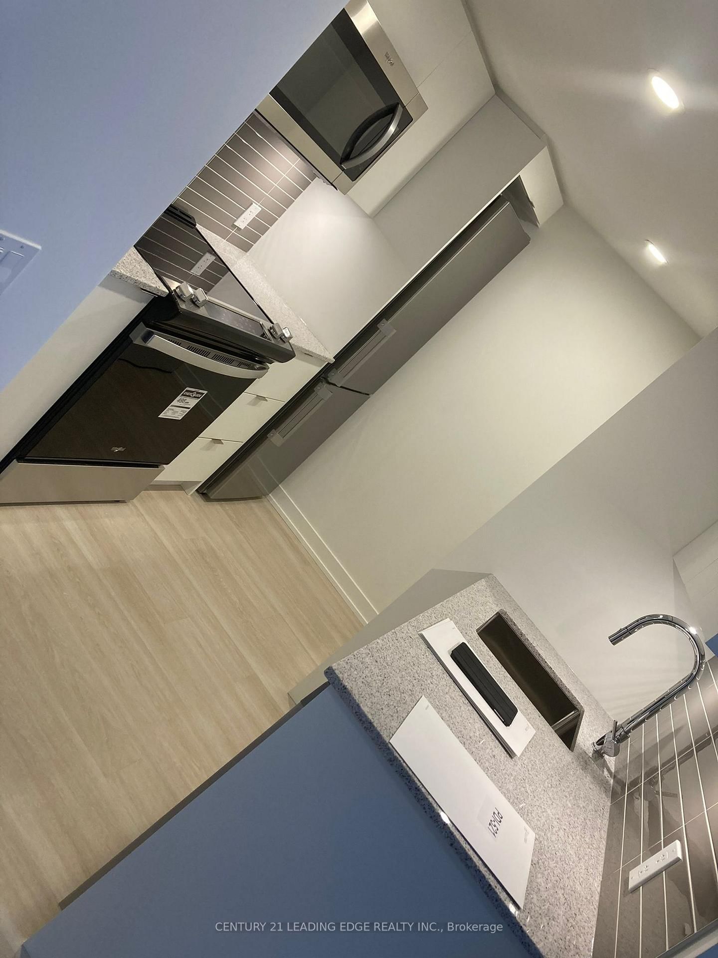 500 Wilson Avenue, Unit 521 - Photo 7