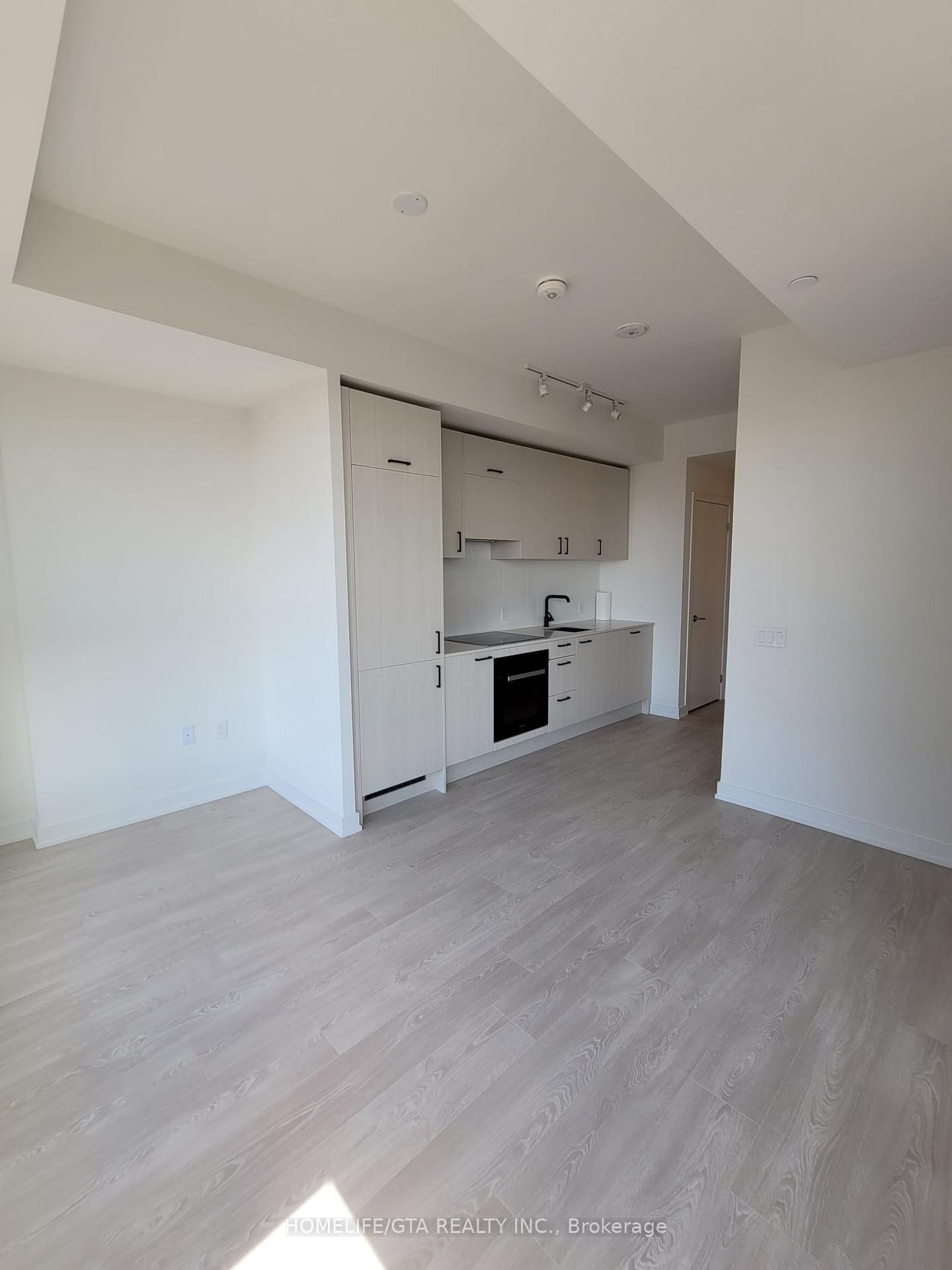 1 Quarrington Lane, Unit 3104 - Photo 8