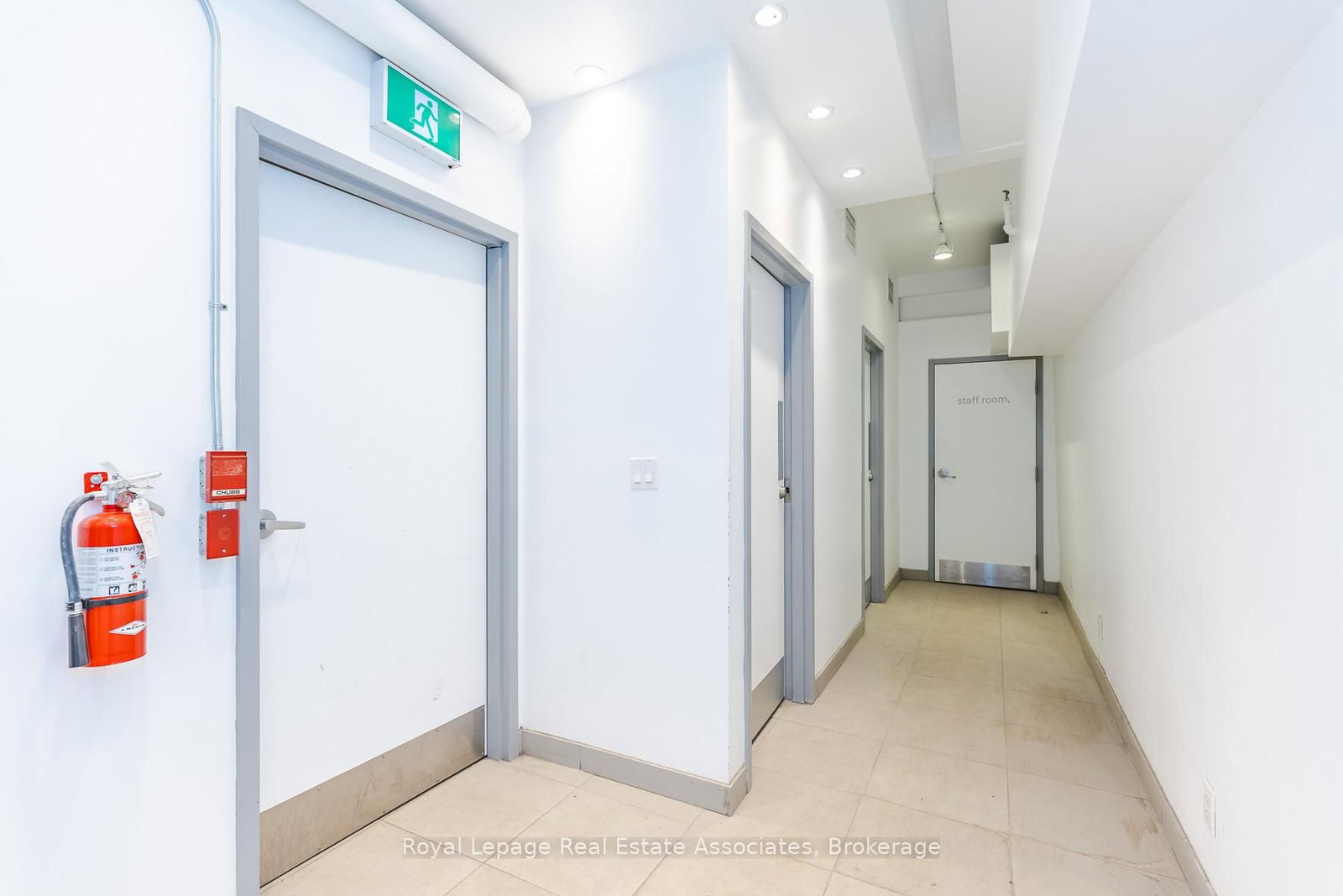 497 Bloor Street W, Unit Main - Photo 12