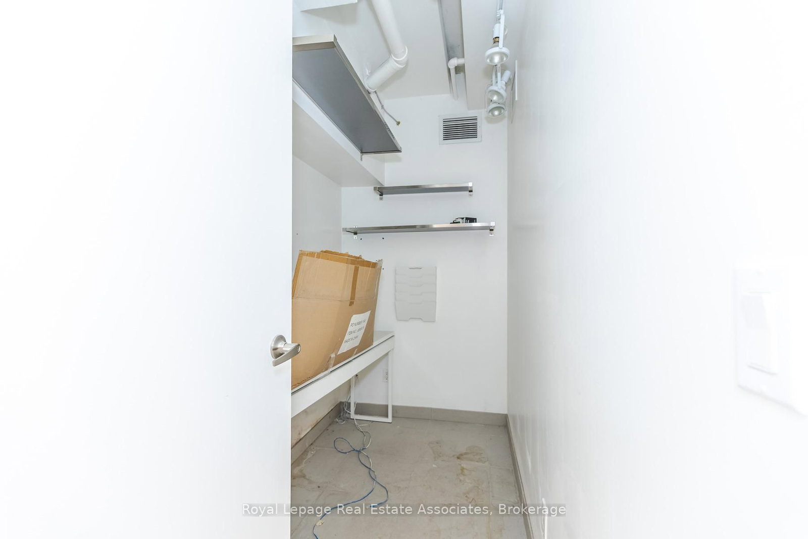 497 Bloor Street W, Unit Main - Photo 14