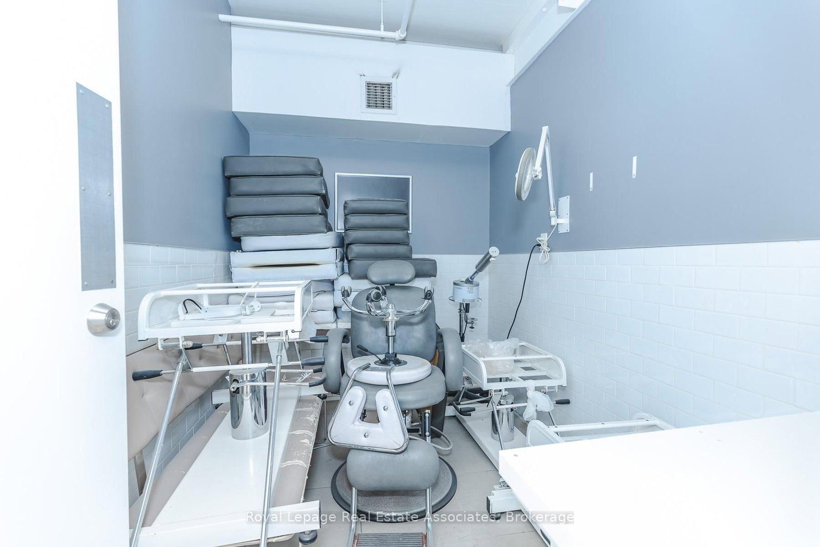 497 Bloor Street W, Unit Main - Photo 15