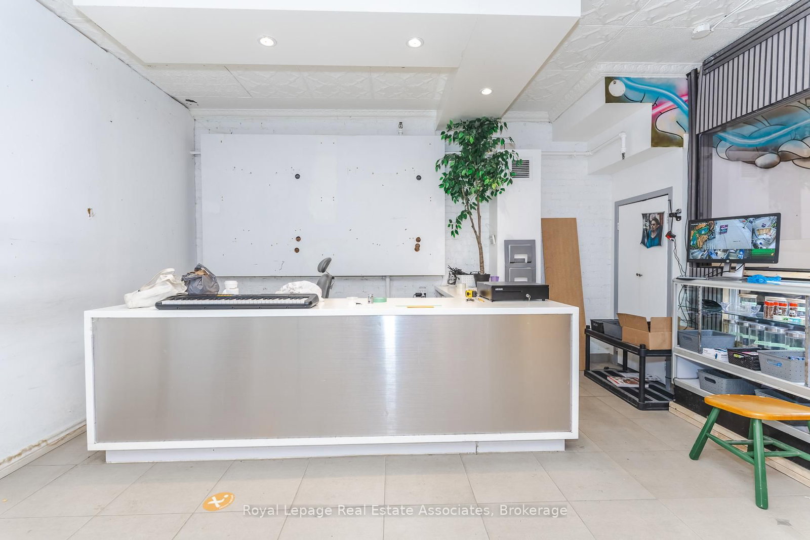 497 Bloor Street W, Unit Main - Photo 26