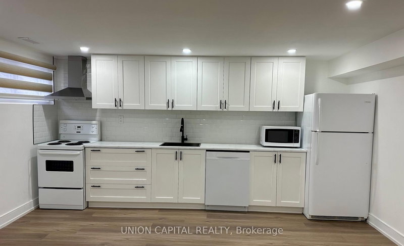 Bsmt - 29 Broadlands Blvd, Toronto, M3A 1J1 | Image 2