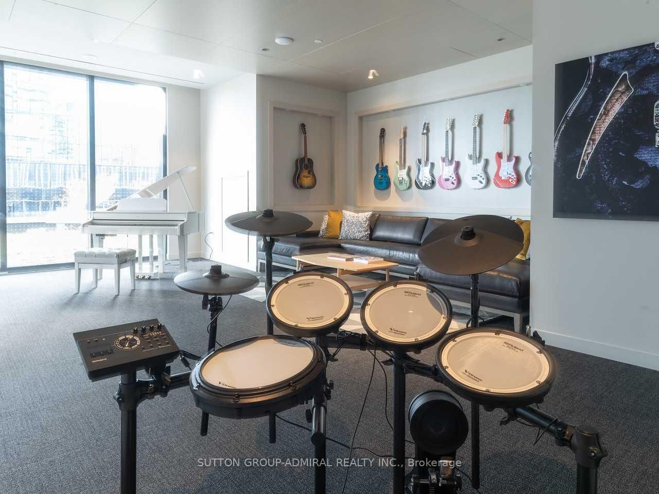 138 DOWNES Street, Unit 4810 - Photo 48