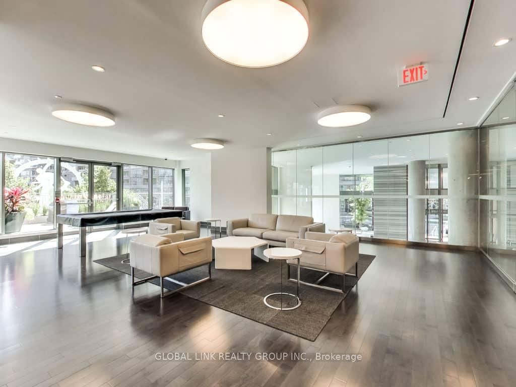 69 Lynn Williams Street, Unit 910 - Photo 2