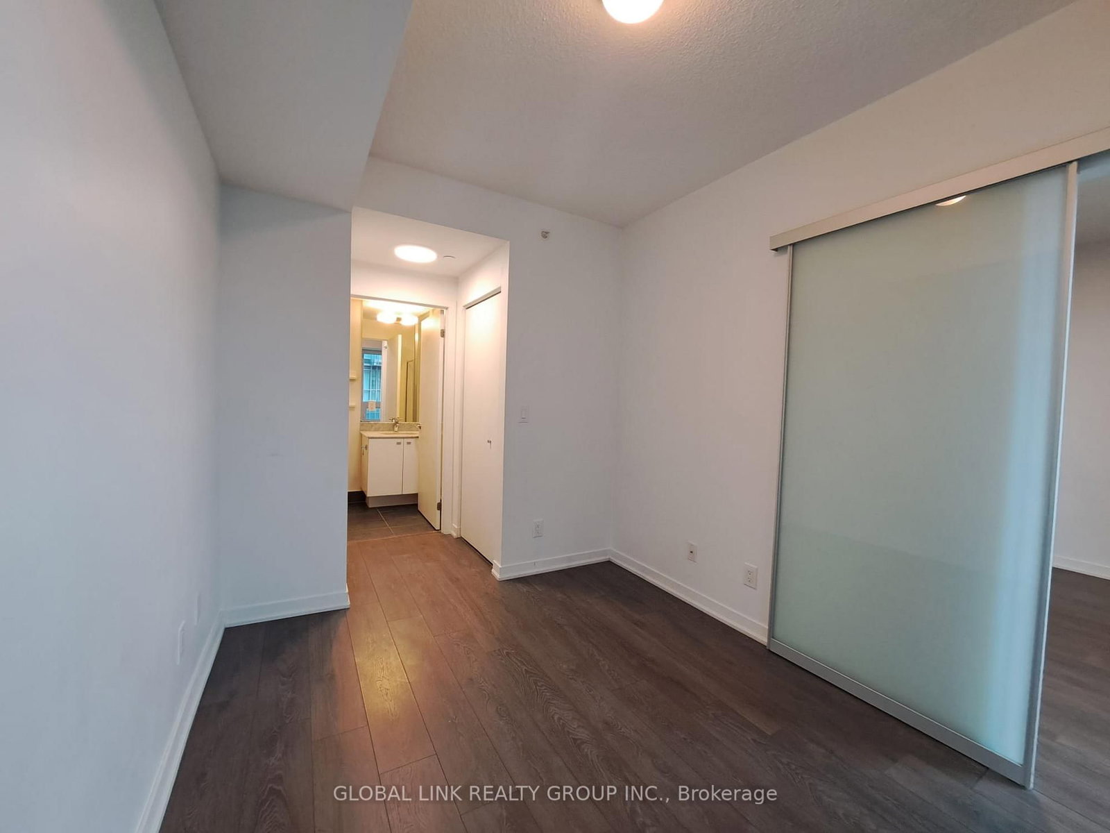 69 Lynn Williams Street, Unit 910 - Photo 7