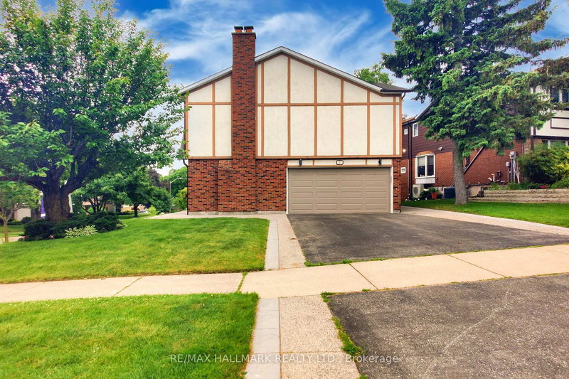 2 Butterfield Dr, Toronto, M3A 2L8 | Image 3