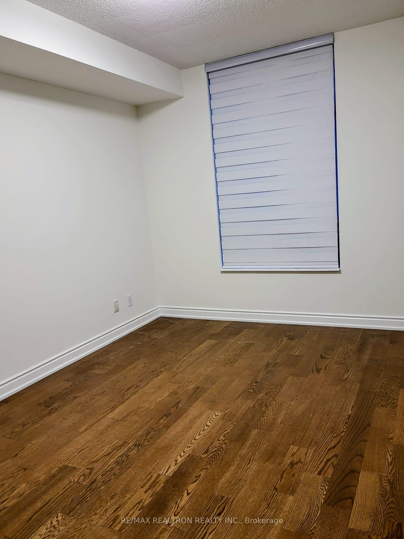 10 Bloorview Place, Unit 1708 - Photo 2