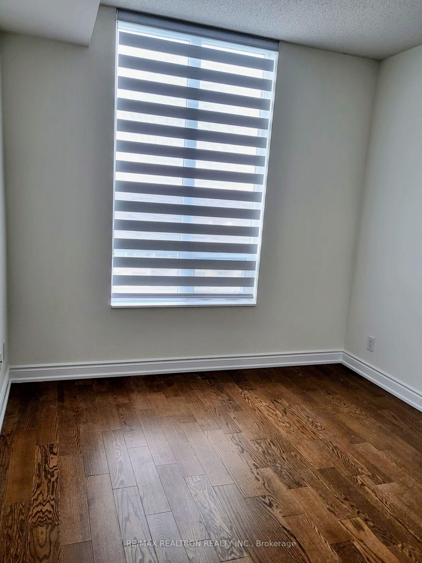 10 Bloorview Place, Unit 1708 - Photo 4