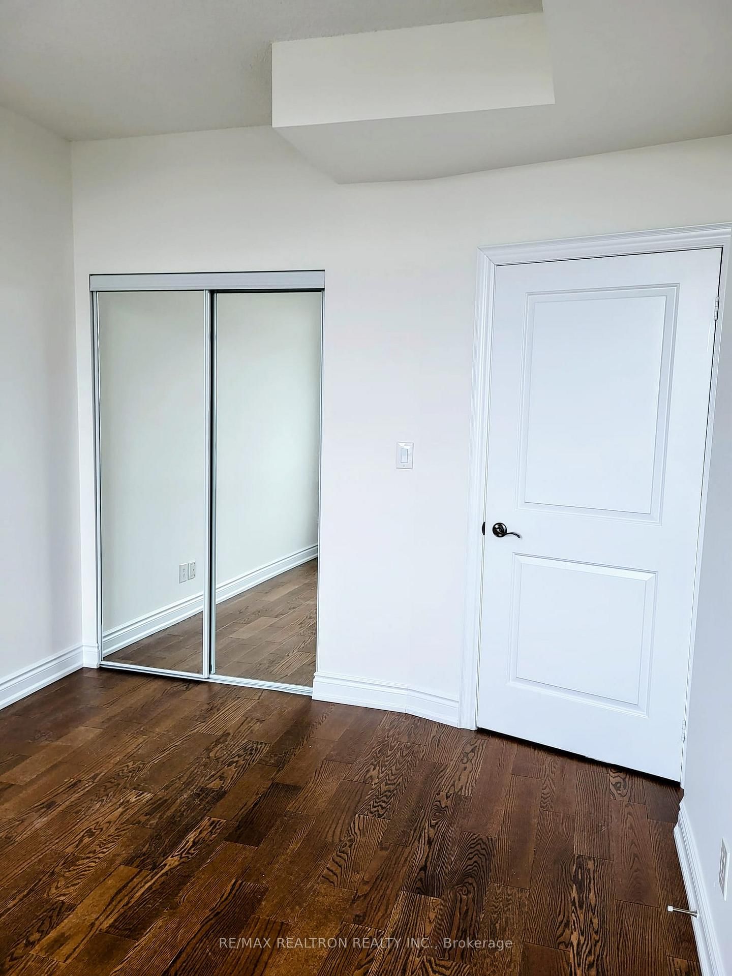 10 Bloorview Place, Unit 1708 - Photo 5