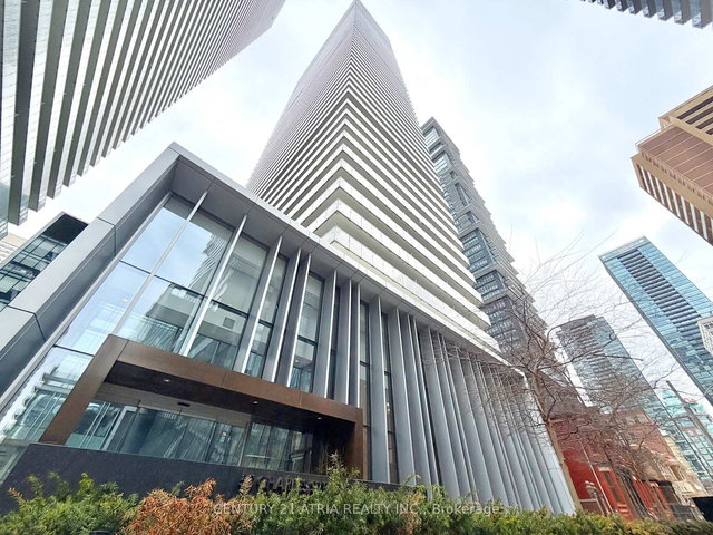 901 - 50 Charles Street E