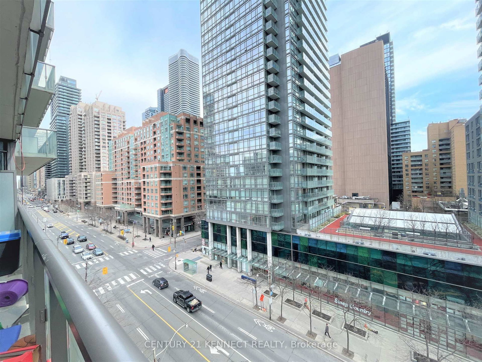 Condo for sale at 608-832 Bay Street, Toronto, Ontario, M5S 1Z6 - Bay Street Corridor - MLS: C12990896