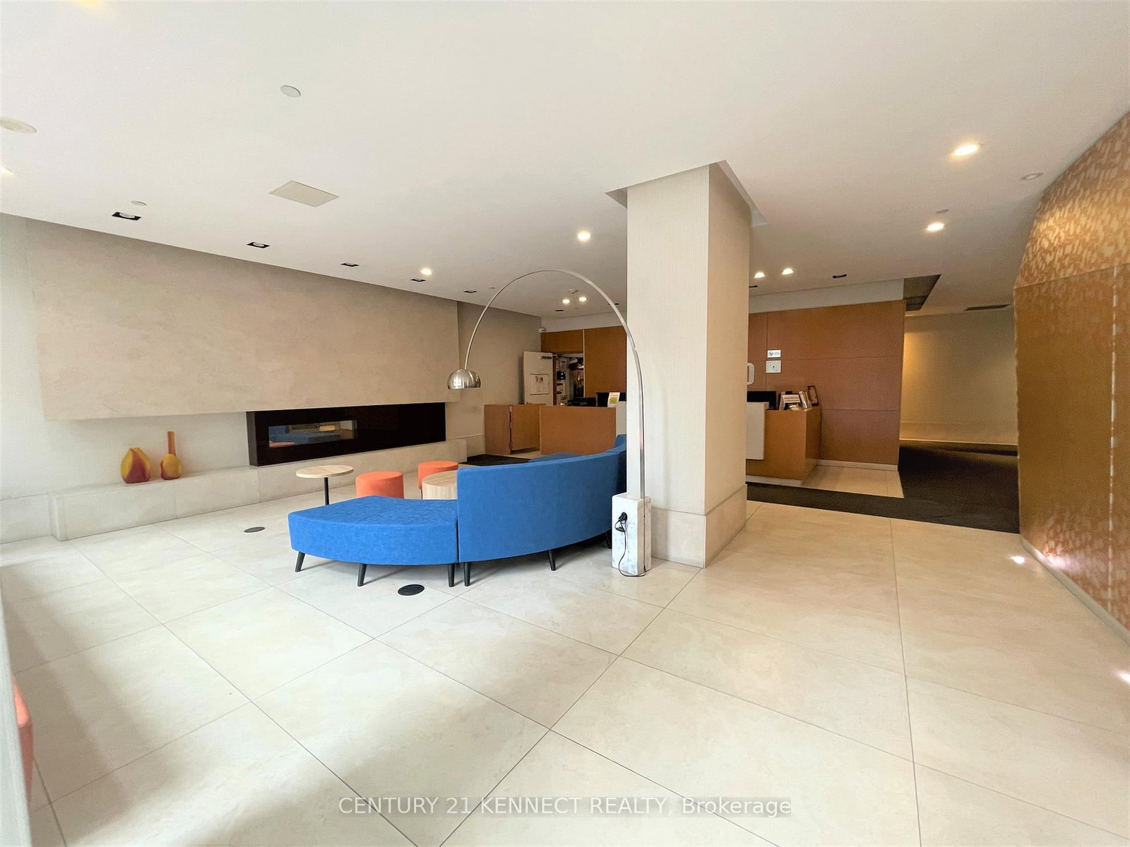 832 Bay Street, Unit 608 - Photo 15