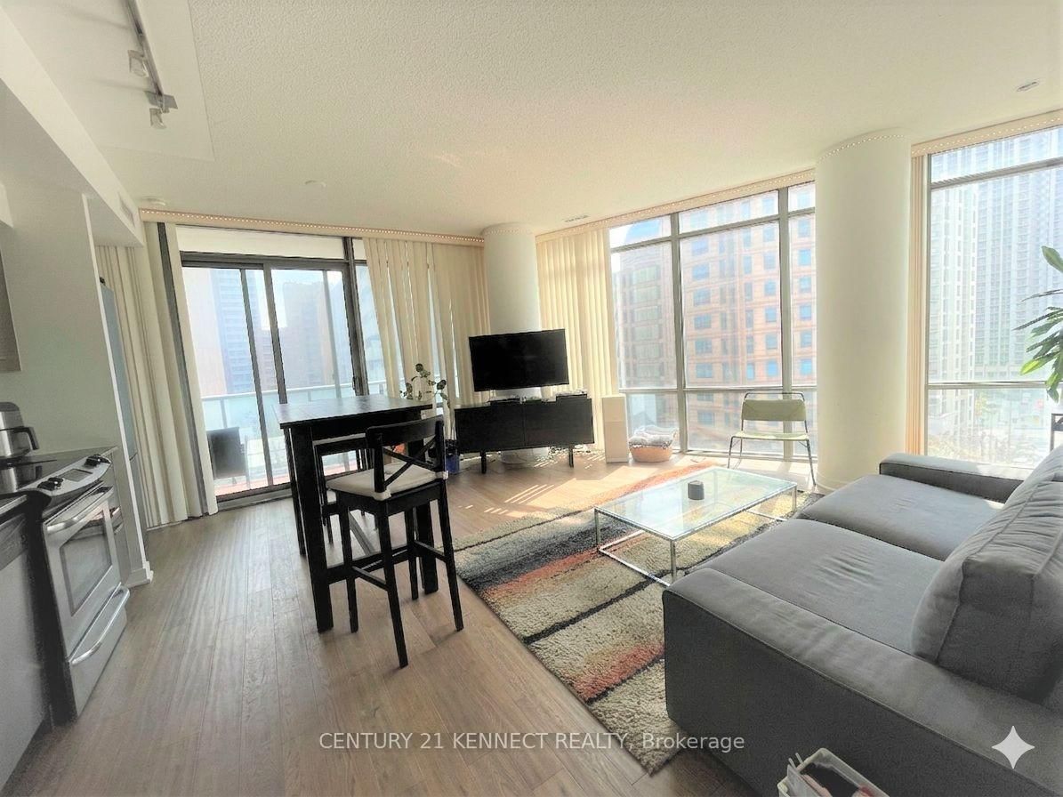832 Bay Street, Unit 608 - Photo 2