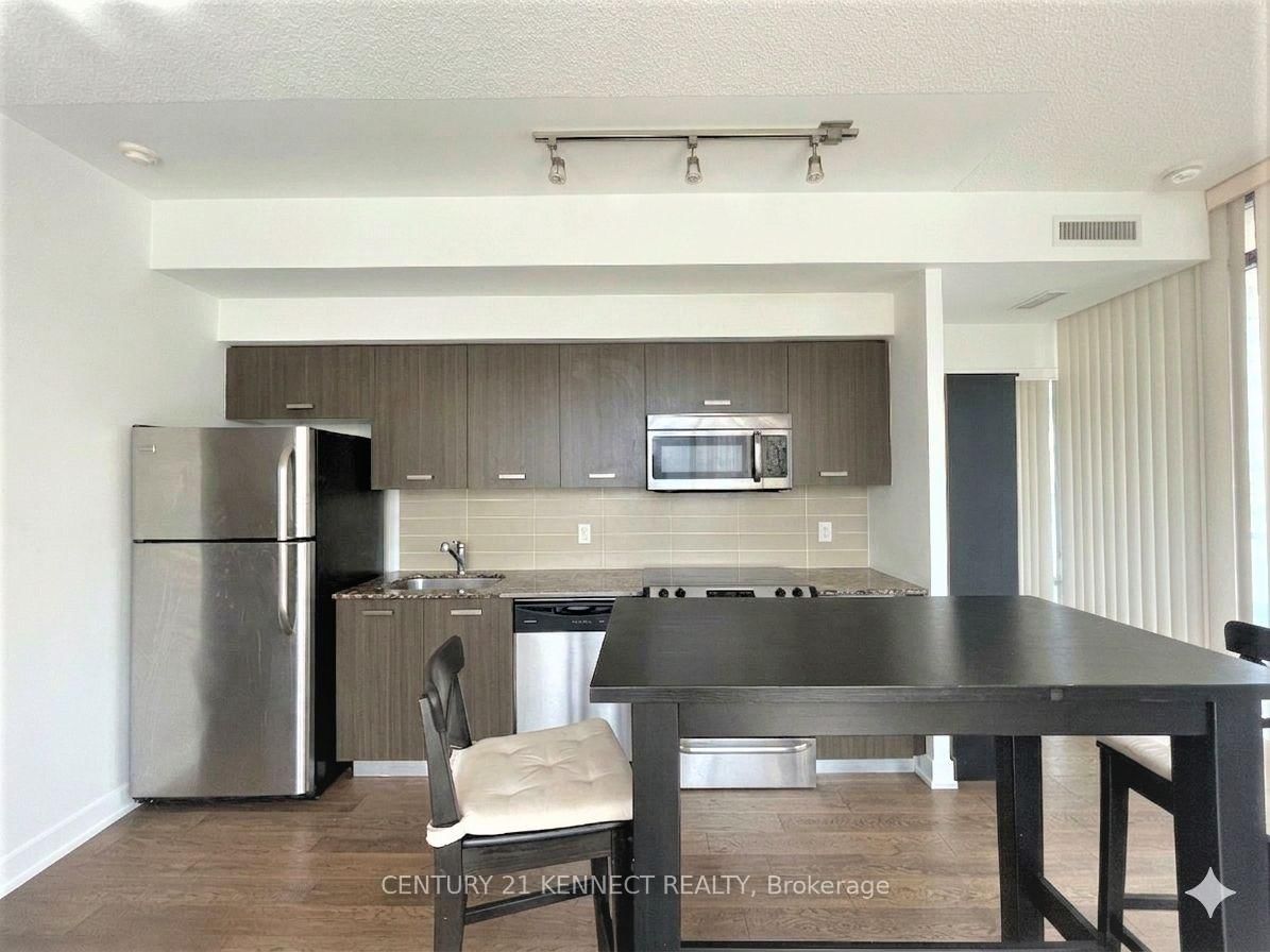 832 Bay Street, Unit 608 - Photo 3