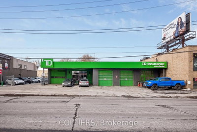 4632* Yonge Street — photo 4