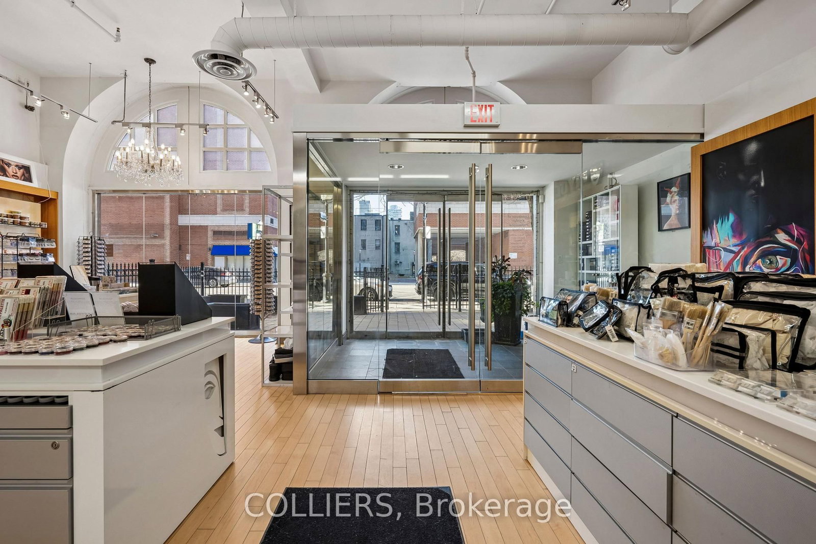 110 Lombard Street - Photo 8