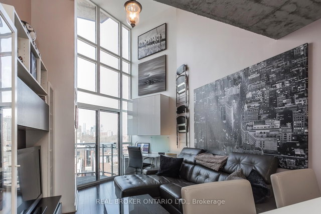 614 - 255 Richmond Street E