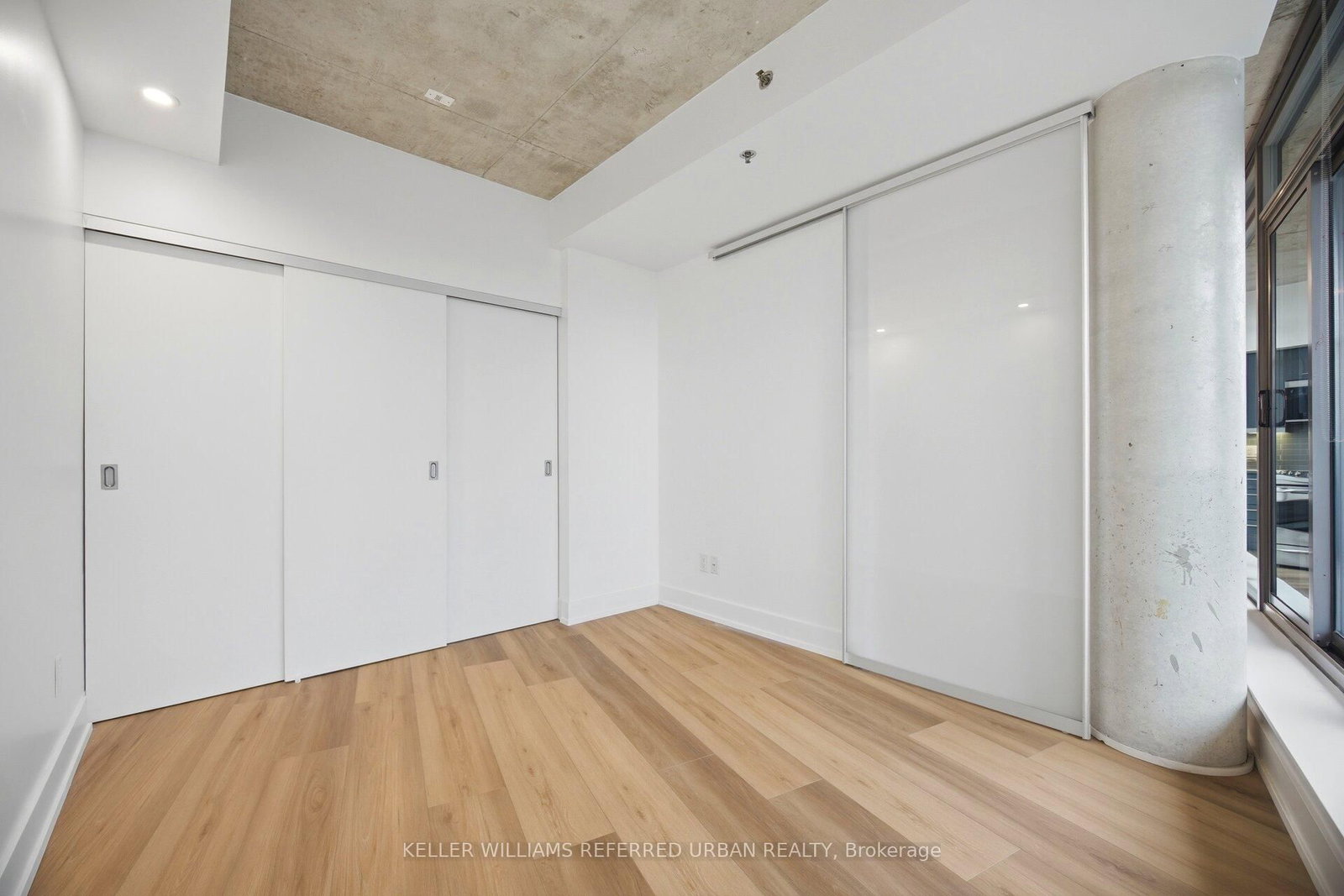 90 Trinity Street, Unit 607 - Photo 29