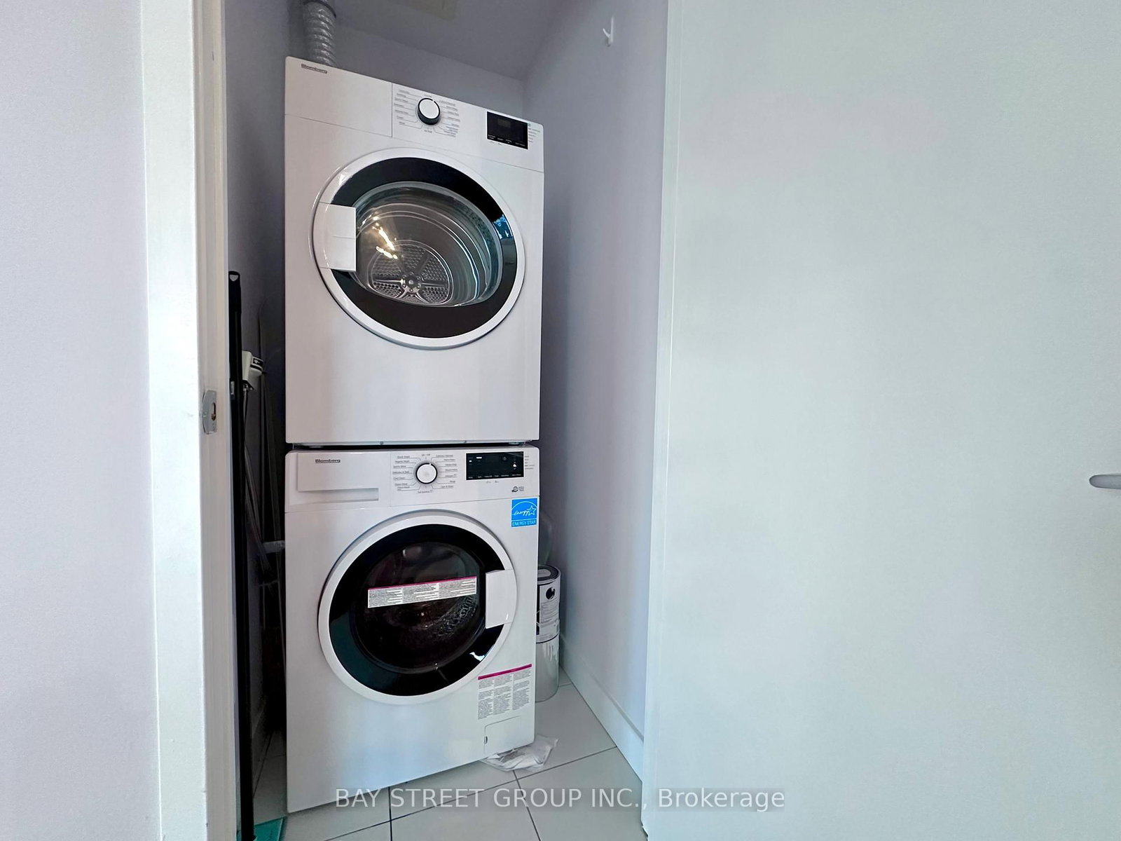 12 York Street, Unit 3704 - Photo 14