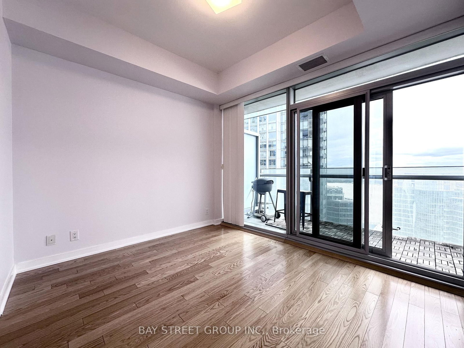 12 York Street, Unit 3704 - Photo 18