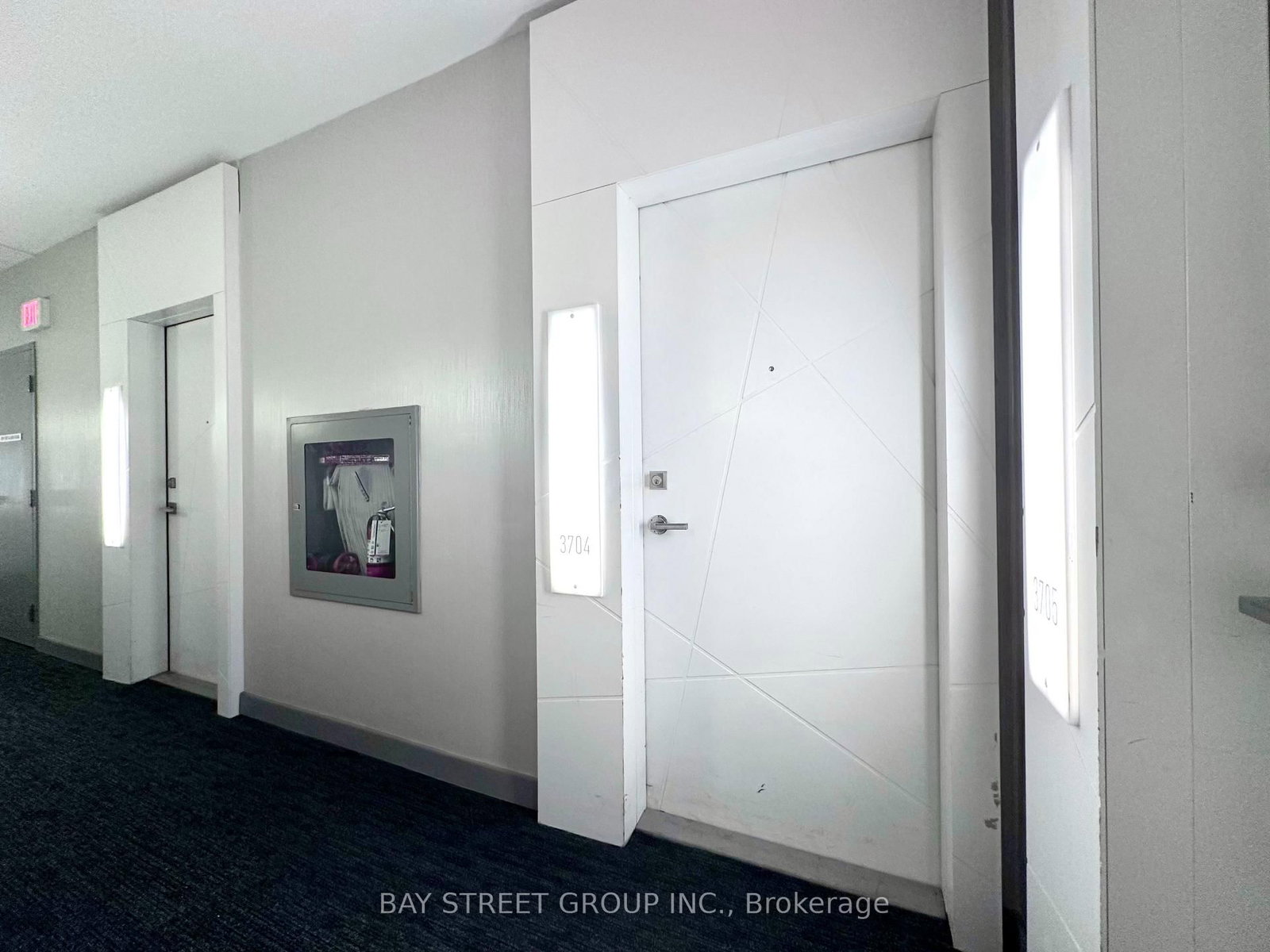 12 York Street, Unit 3704 - Photo 6