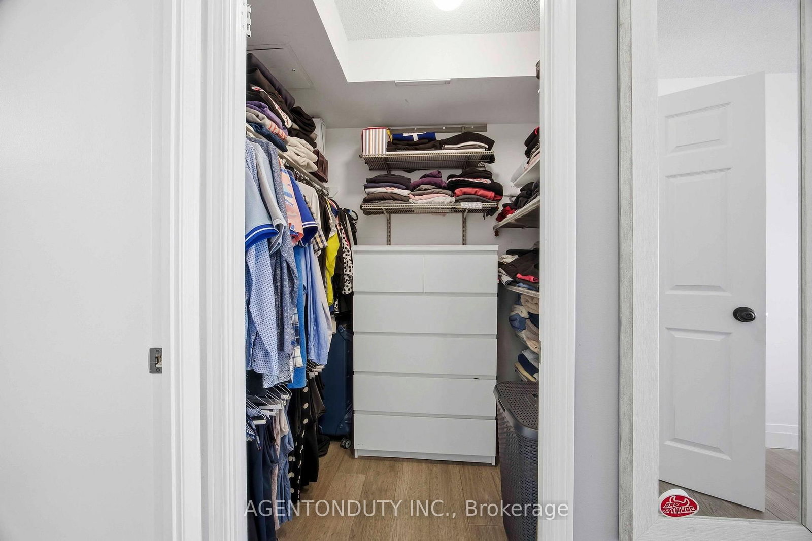 109 Front Street E, Unit 516 - Photo 20