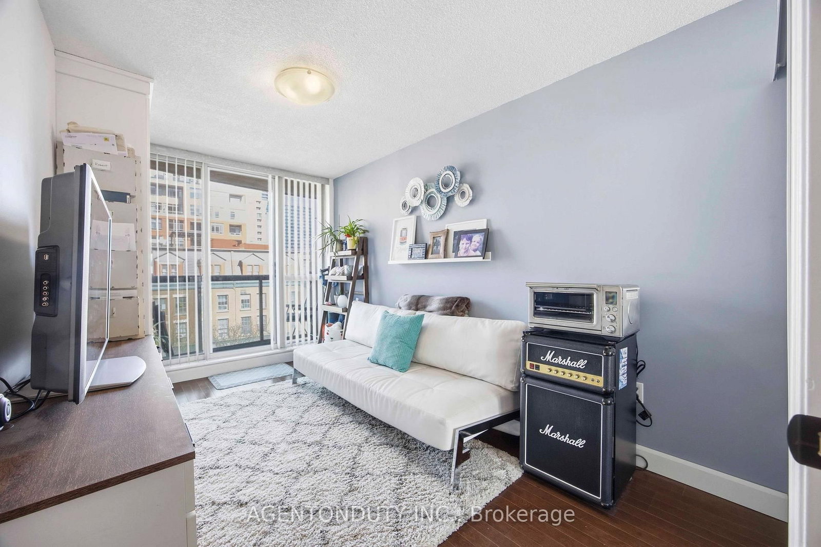 109 Front Street E, Unit 516 - Photo 23