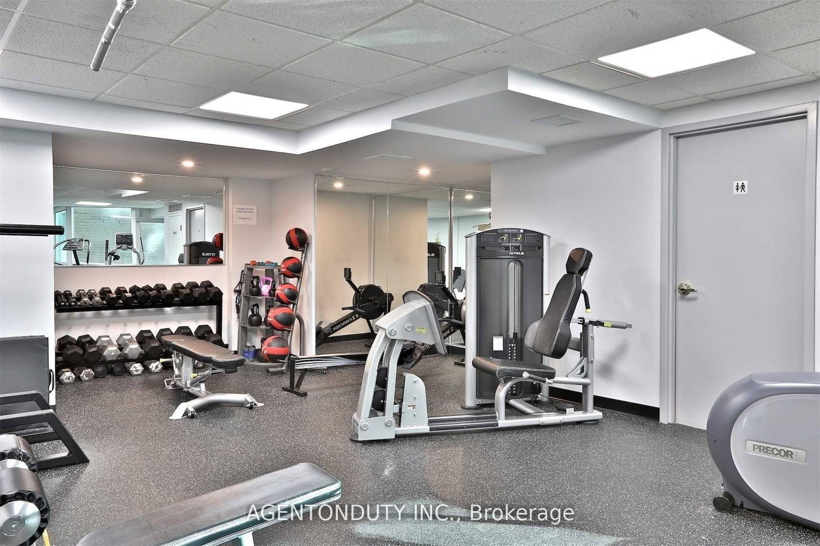 109 Front Street E, Unit 516 - Photo 36