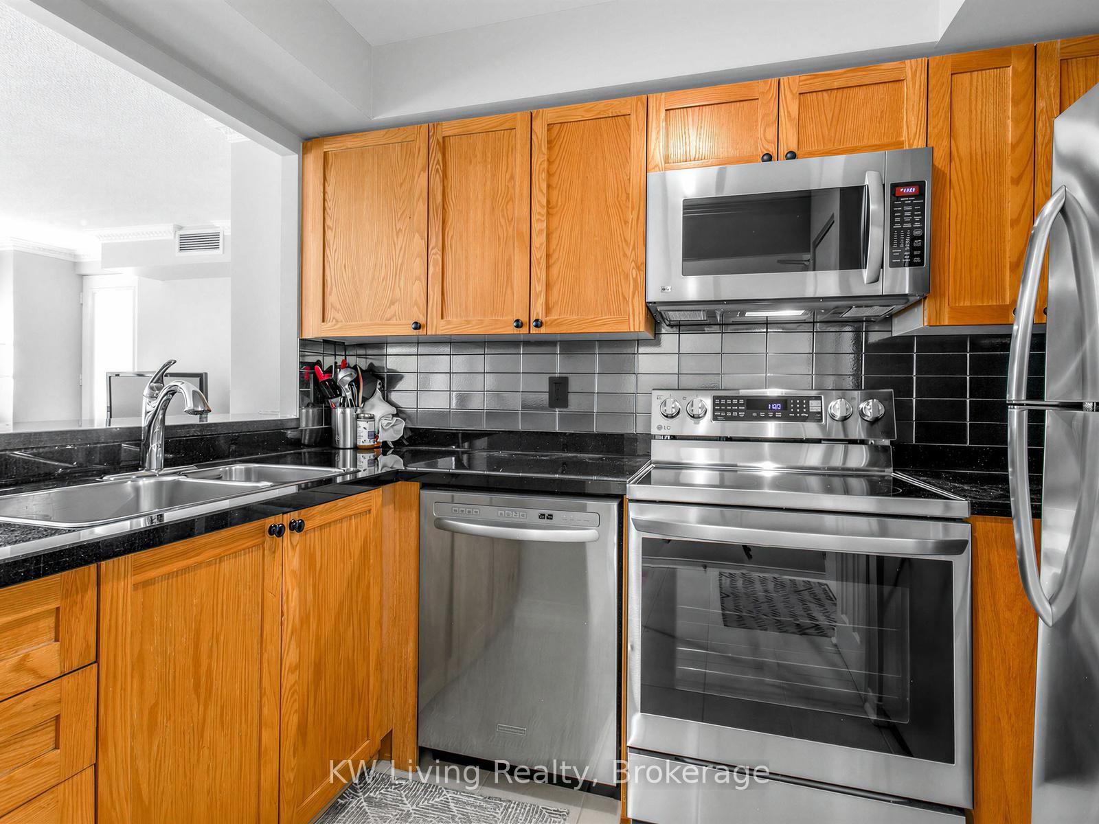 Condo for sale at 208-99 Hayden Street, Toronto, Ontario, M4Y 3B4 - Church-Yonge Corridor - MLS: C12991276