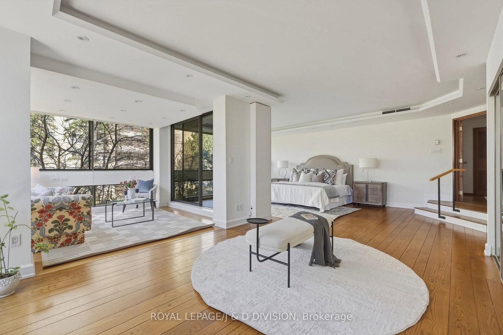 150 Heath Street W, Unit 203 - Photo 24