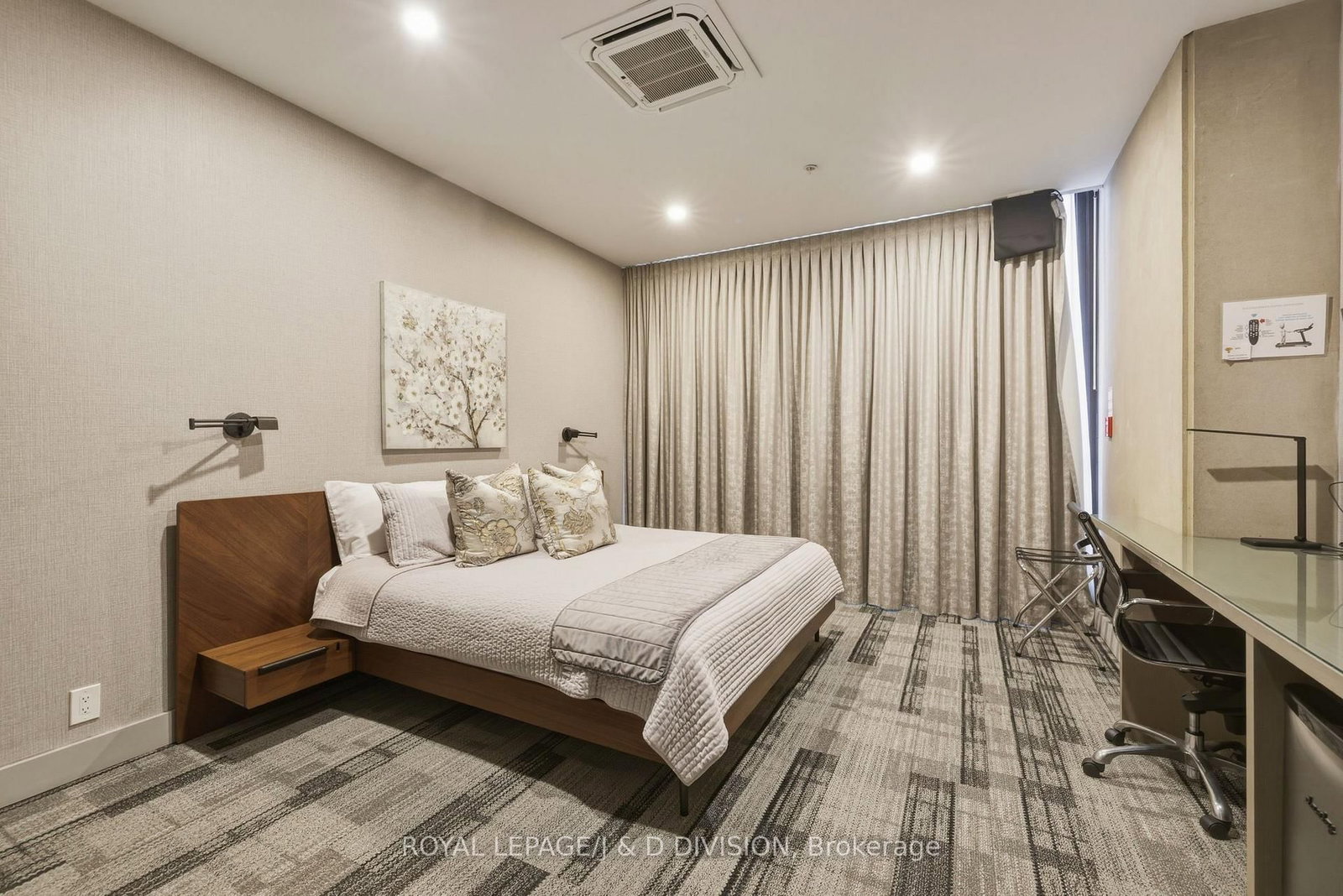 150 Heath Street W, Unit 203 - Photo 35