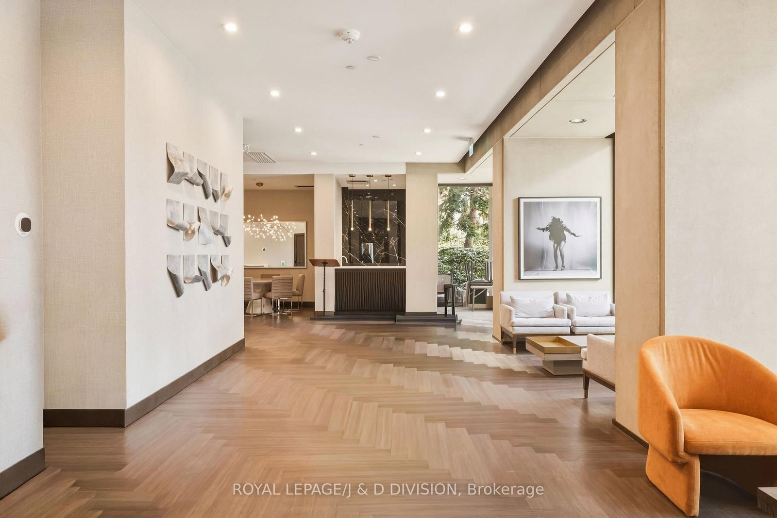 150 Heath Street W, Unit 203 - Photo 37