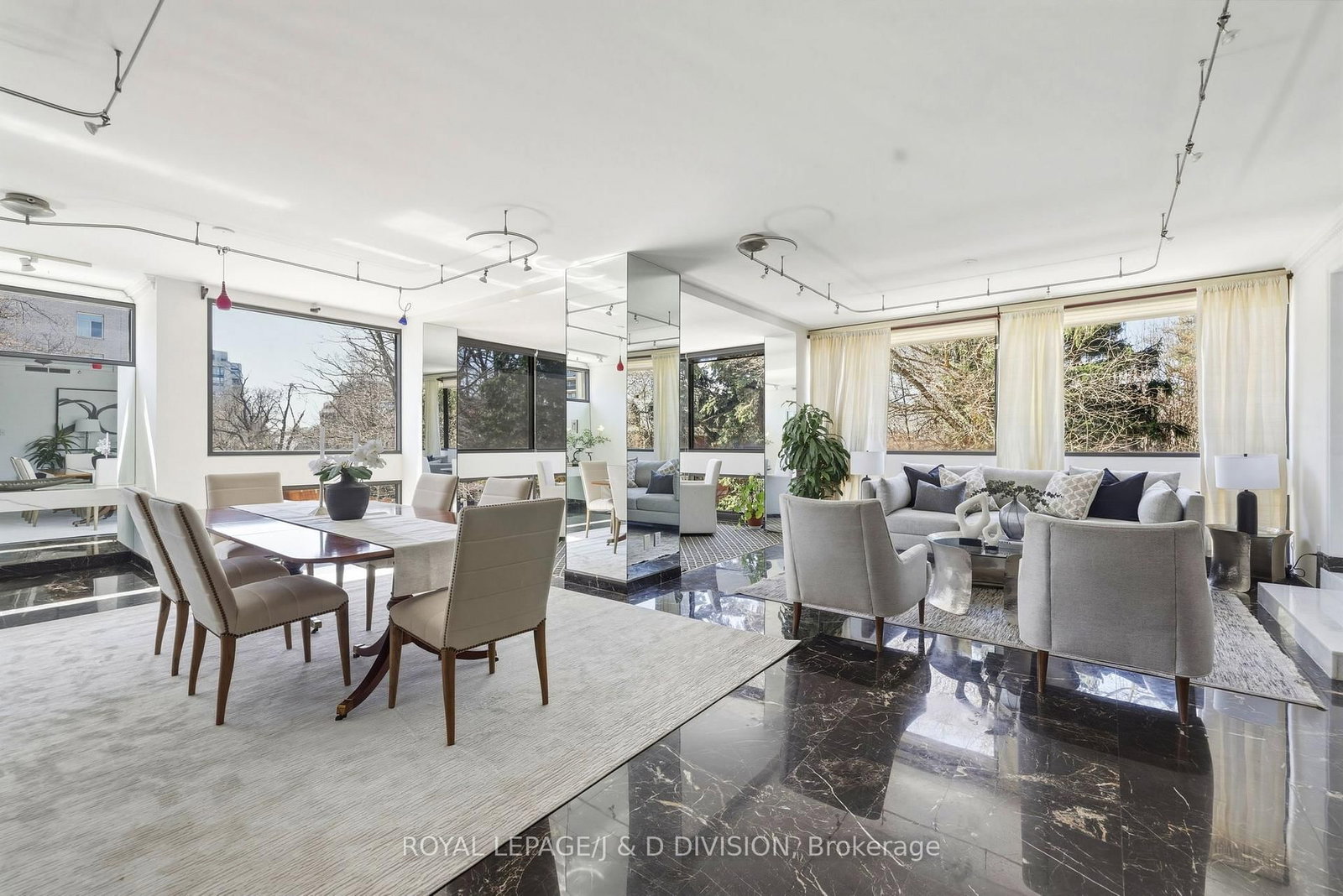 150 Heath Street W, Unit 203 - Photo 4