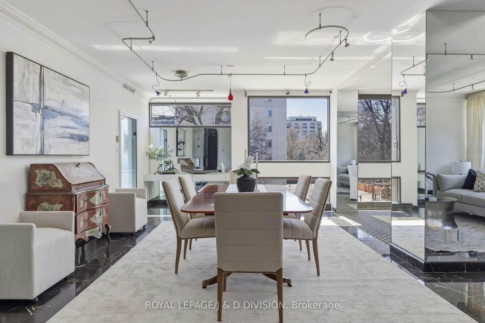 150 Heath Street W, Unit 203 - Photo 7