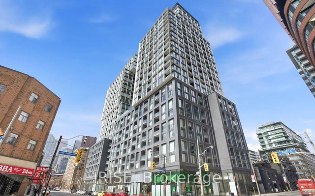 212 - 158 FRONT Street E