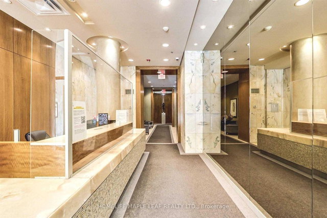 304 - 736 Spadina Avenue