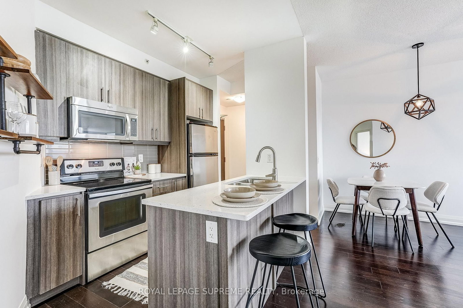 85 The Donway West, Unit 504 - Photo 17