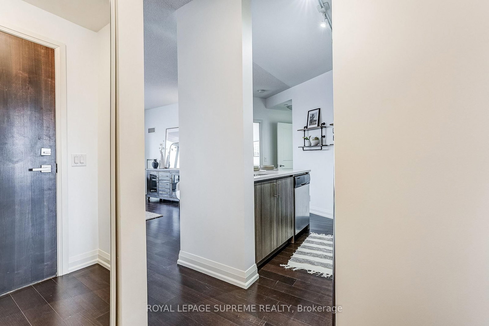 85 The Donway West, Unit 504 - Photo 18