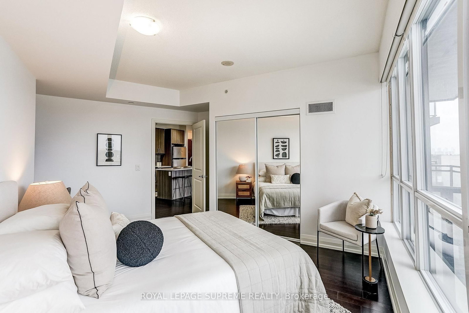 85 The Donway West, Unit 504 - Photo 9