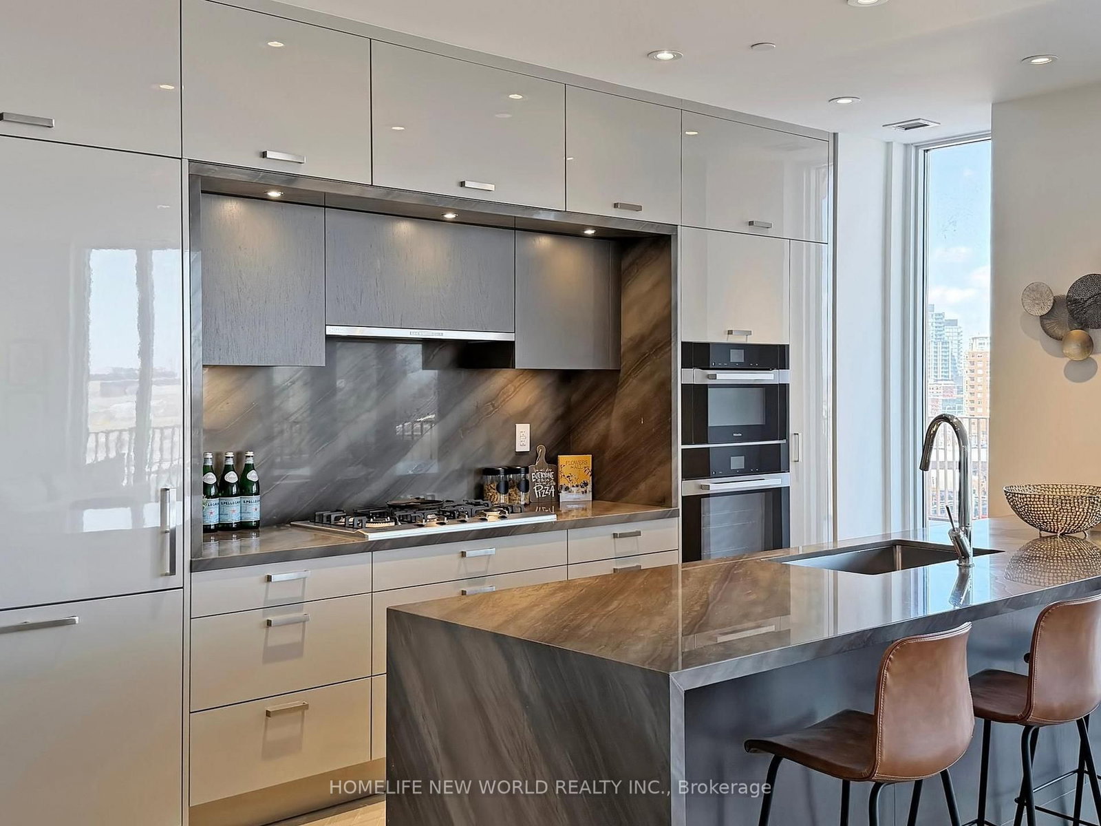 Condo for sale at 707-155 Merchants' Wharf, Toronto, Ontario, M5A 0Y4 - Waterfront Communities C8 - MLS: C12991552