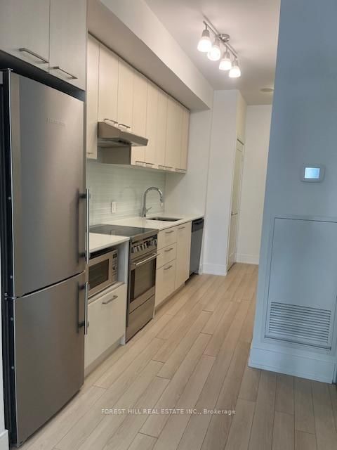 310 Tweedsmuir Avenue, Unit 203 - Photo 11