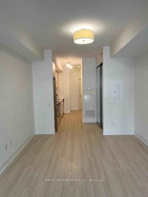 310 Tweedsmuir Avenue, Unit 203 - Photo 9