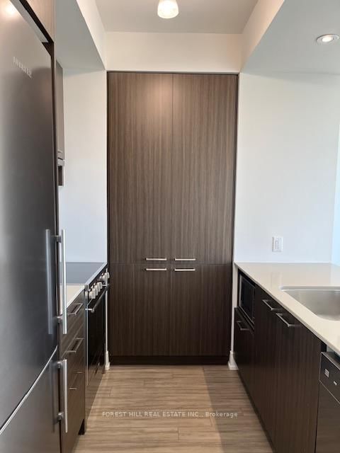 310 Tweedsmuir Avenue, Unit 309 - Photo 7