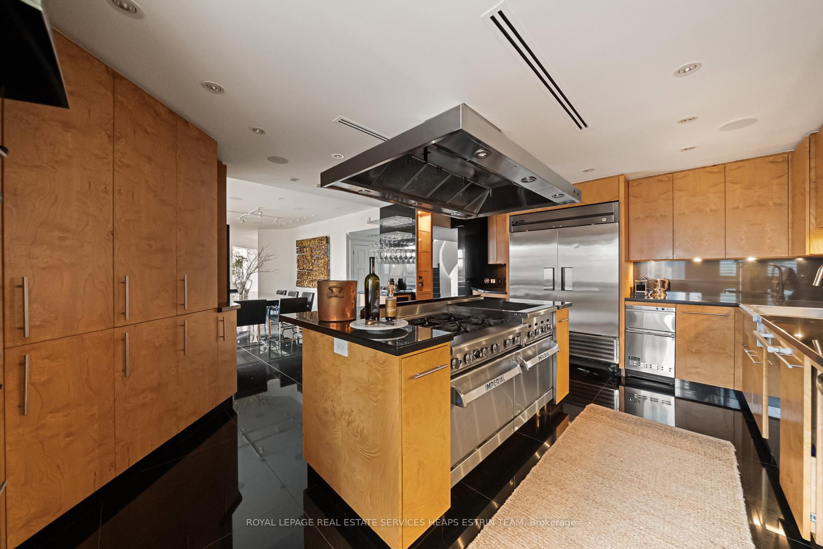 2 Lynwood Avenue, Unit PH1 - Photo 14