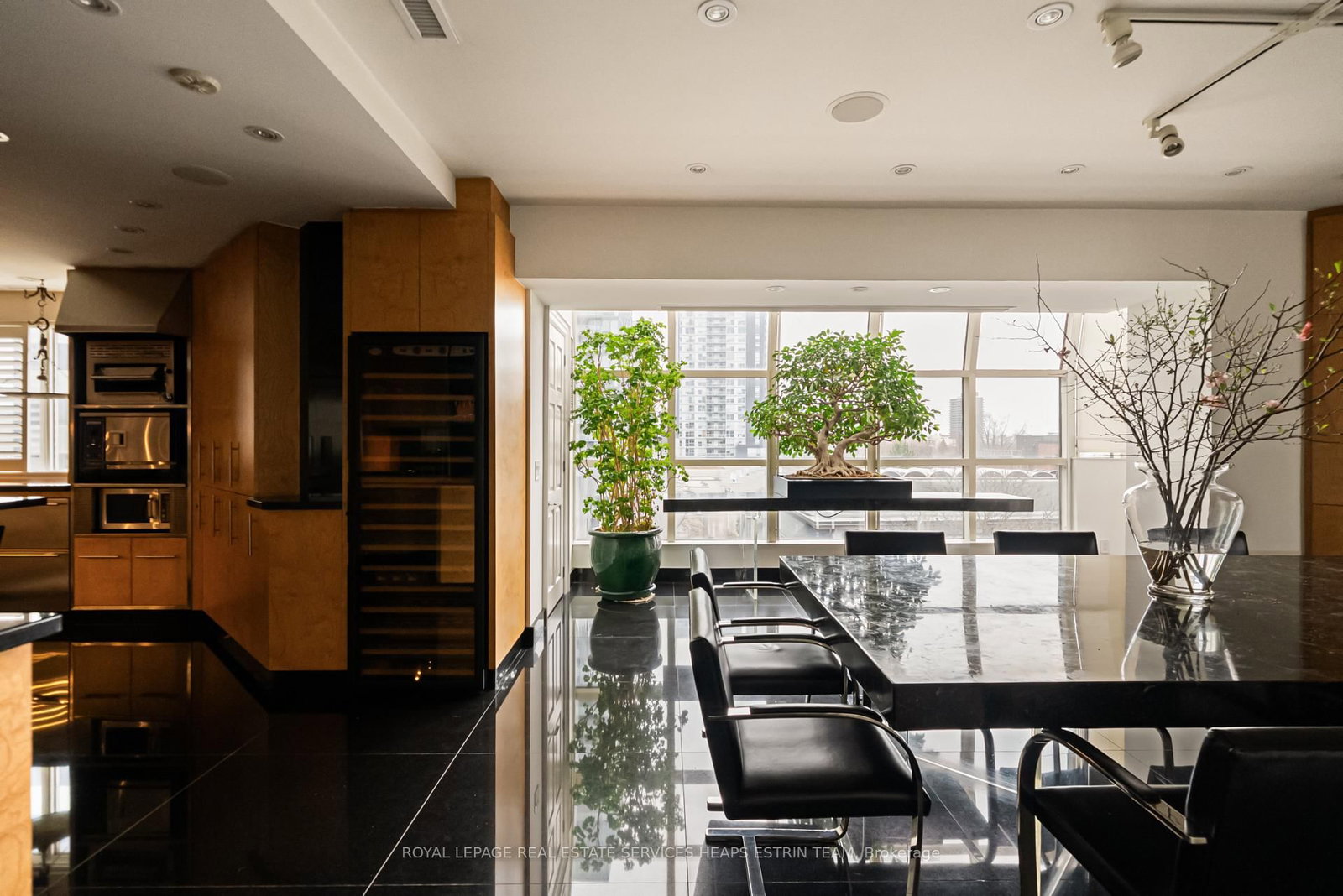 2 Lynwood Avenue, Unit PH1 - Photo 16