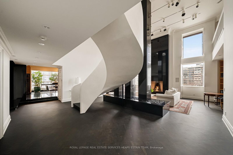 PH1 - 2 Lynwood Ave, Toronto, M4V 1K2 | Image 3